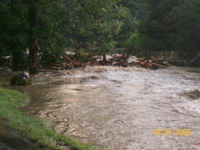 obr. 1 - povodně Dolní Habartice 2009